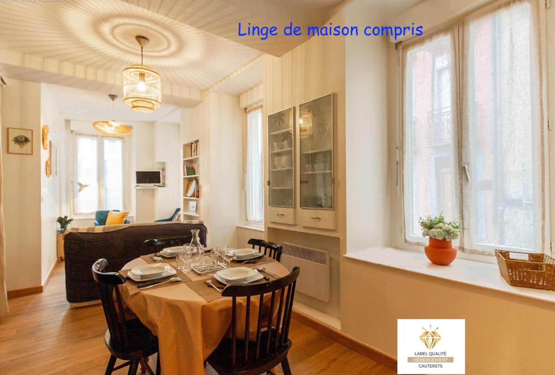 Charmant Appartement Au Calme En Plein Centre Ville Avec Wifi Et Linge De Maison Inclus Cauterets Exterior photo